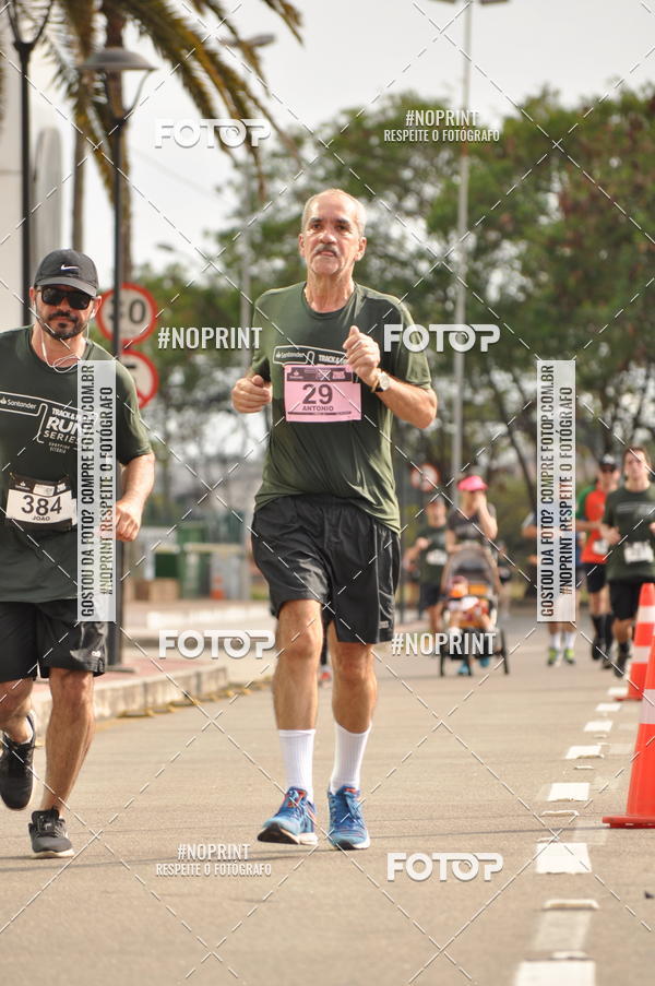 Buy your photos of the eventSANTANDER TRACK&FIELD RUN SERIES Shopping Vitria on Fotop