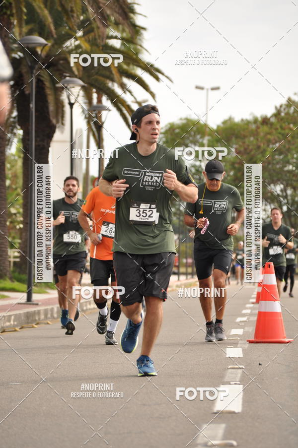 Buy your photos of the eventSANTANDER TRACK&FIELD RUN SERIES Shopping Vitria on Fotop