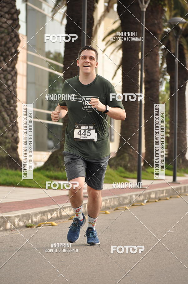 Buy your photos of the eventSANTANDER TRACK&FIELD RUN SERIES Shopping Vitria on Fotop