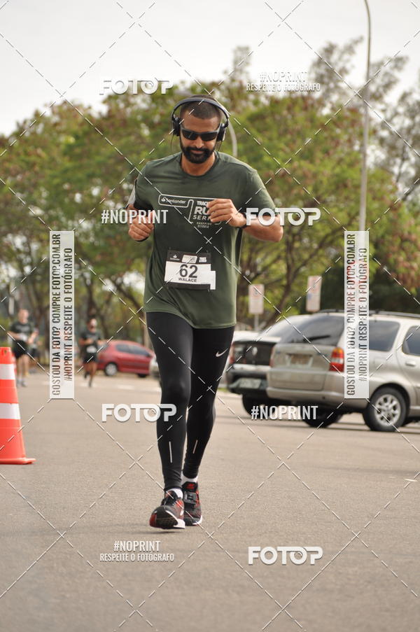 Buy your photos of the eventSANTANDER TRACK&FIELD RUN SERIES Shopping Vitria on Fotop