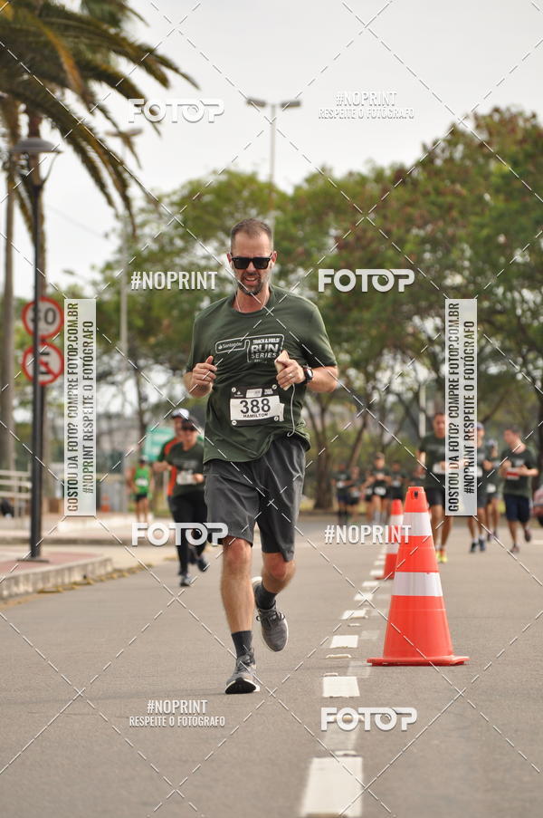 Buy your photos of the eventSANTANDER TRACK&FIELD RUN SERIES Shopping Vitria on Fotop