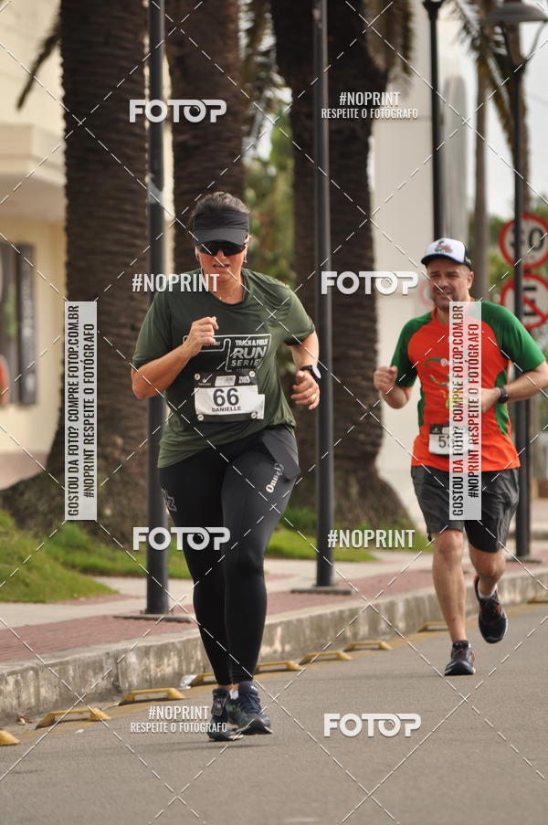 Buy your photos of the eventSANTANDER TRACK&FIELD RUN SERIES Shopping Vitria on Fotop