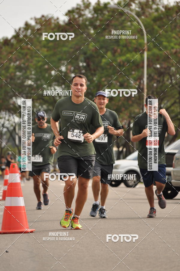 Buy your photos of the eventSANTANDER TRACK&FIELD RUN SERIES Shopping Vitria on Fotop