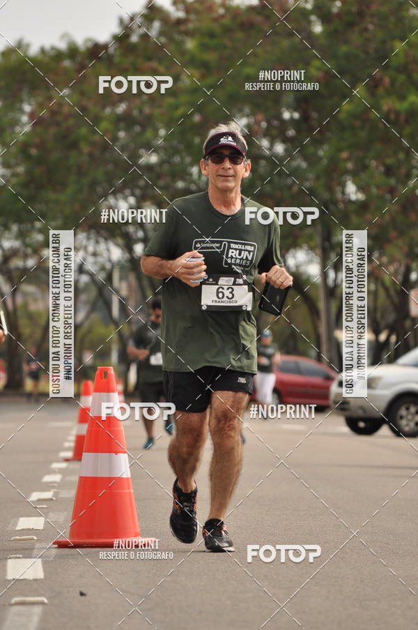 Buy your photos of the eventSANTANDER TRACK&FIELD RUN SERIES Shopping Vitria on Fotop