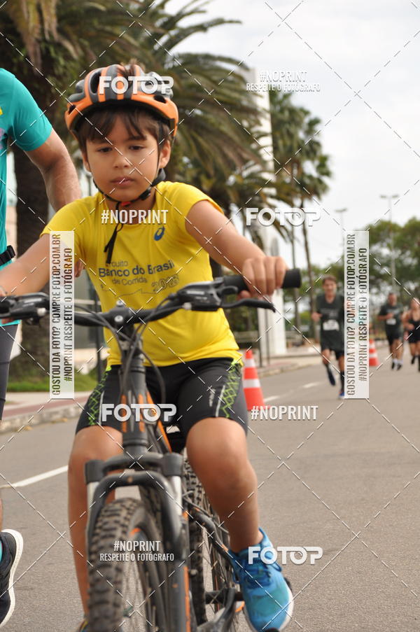 Buy your photos of the eventSANTANDER TRACK&FIELD RUN SERIES Shopping Vitria on Fotop