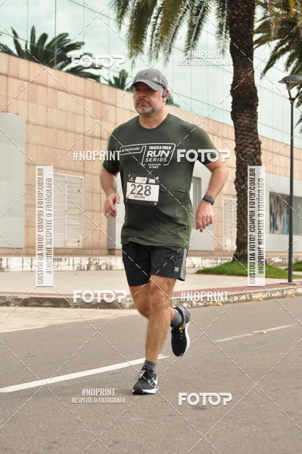 Buy your photos of the eventSANTANDER TRACK&FIELD RUN SERIES Shopping Vitria on Fotop