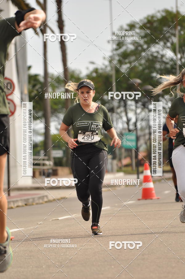 Buy your photos of the eventSANTANDER TRACK&FIELD RUN SERIES Shopping Vitria on Fotop