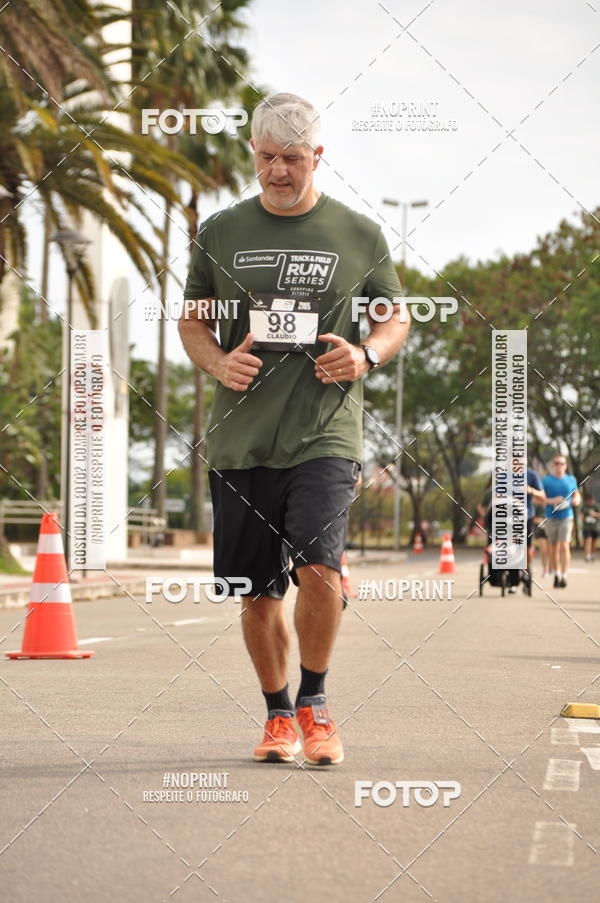 Buy your photos of the eventSANTANDER TRACK&FIELD RUN SERIES Shopping Vitria on Fotop