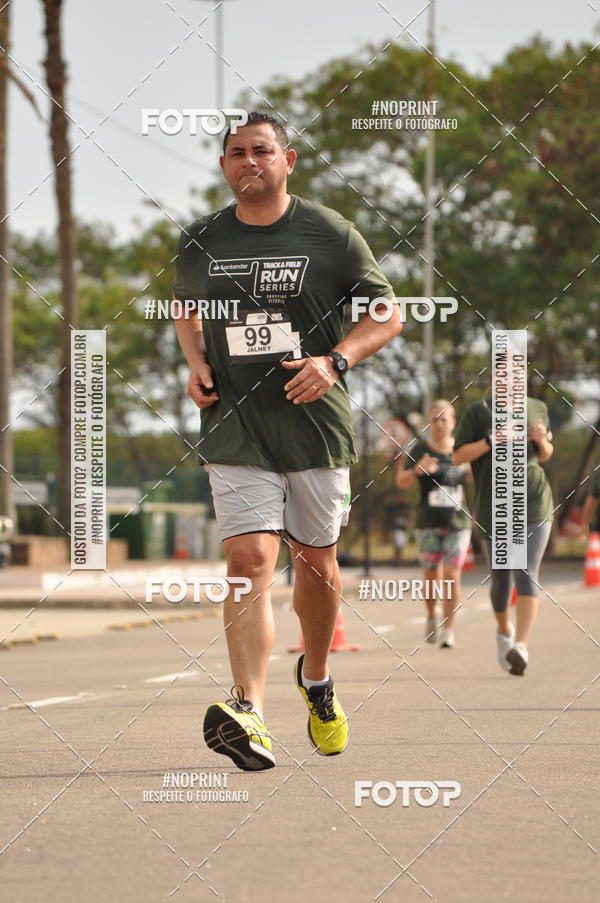 Buy your photos of the eventSANTANDER TRACK&FIELD RUN SERIES Shopping Vitria on Fotop