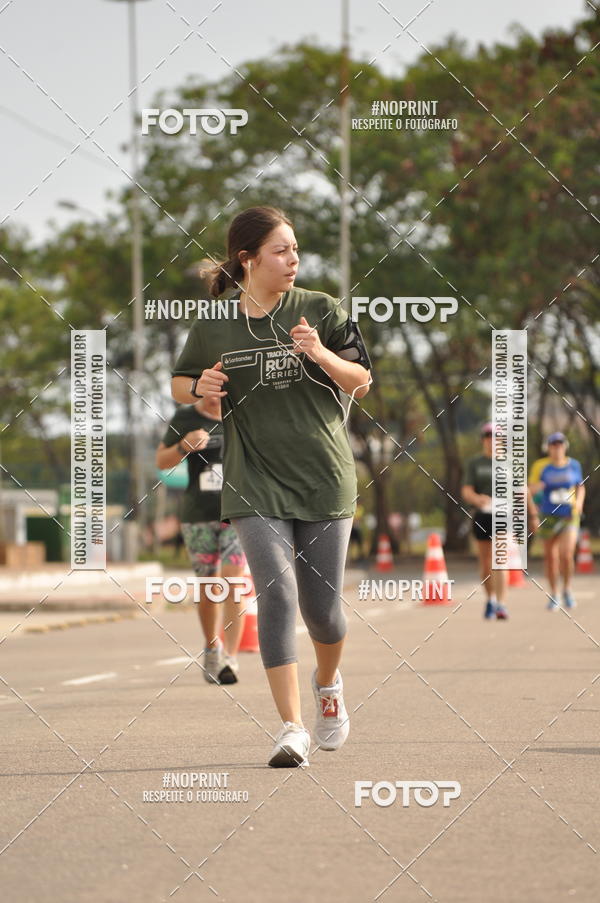 Buy your photos of the eventSANTANDER TRACK&FIELD RUN SERIES Shopping Vitria on Fotop