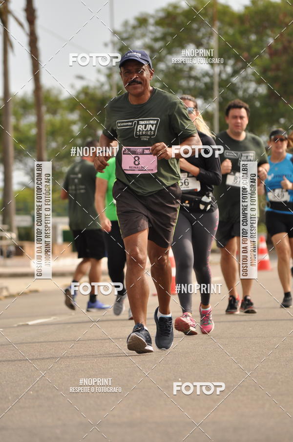 Buy your photos of the eventSANTANDER TRACK&FIELD RUN SERIES Shopping Vitria on Fotop