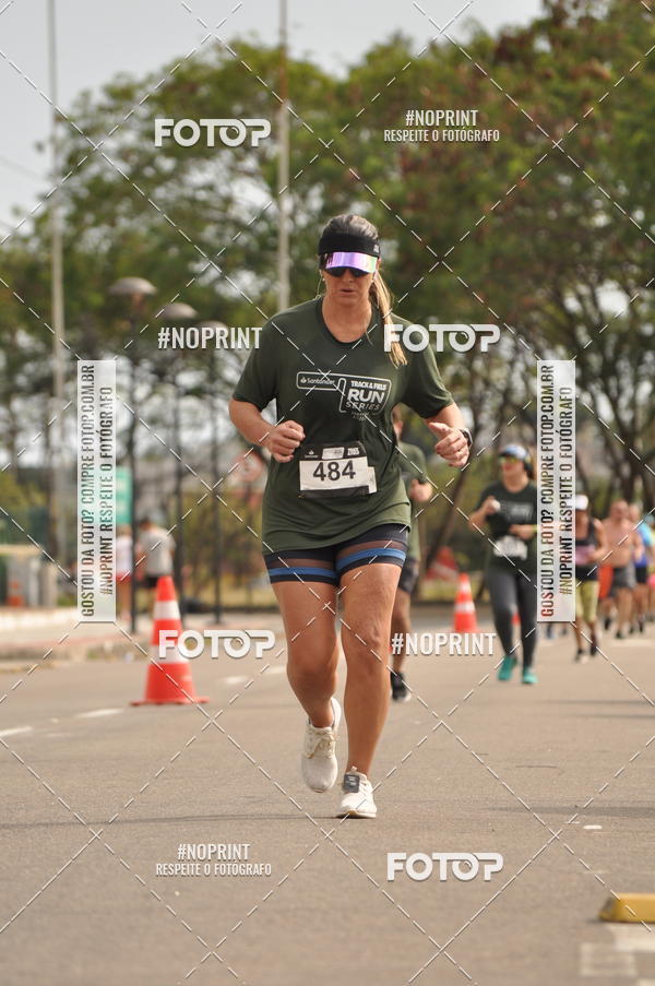 Buy your photos of the eventSANTANDER TRACK&FIELD RUN SERIES Shopping Vitria on Fotop