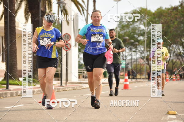Buy your photos of the eventSANTANDER TRACK&FIELD RUN SERIES Shopping Vitria on Fotop