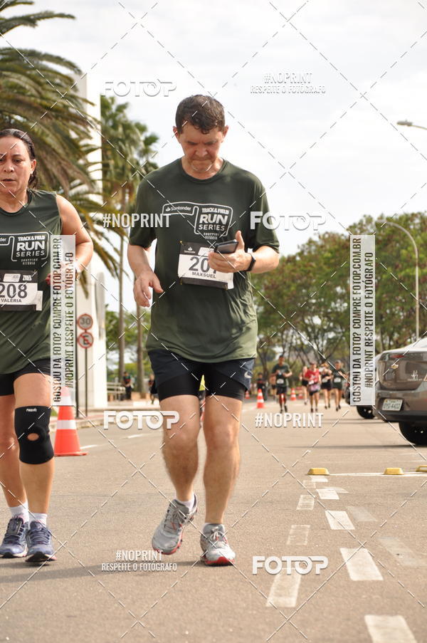 Buy your photos of the eventSANTANDER TRACK&FIELD RUN SERIES Shopping Vitria on Fotop