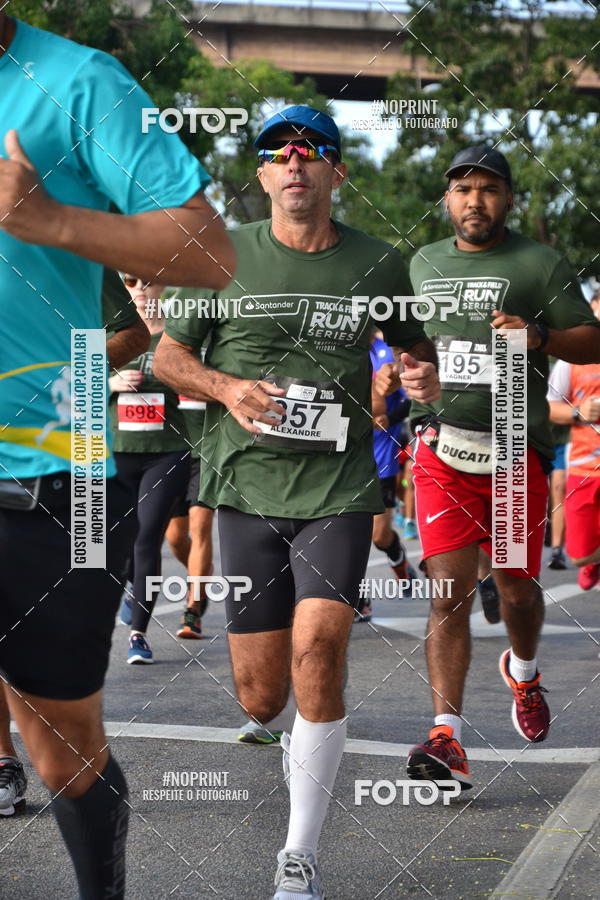 Buy your photos of the eventSANTANDER TRACK&FIELD RUN SERIES Shopping Vitria on Fotop