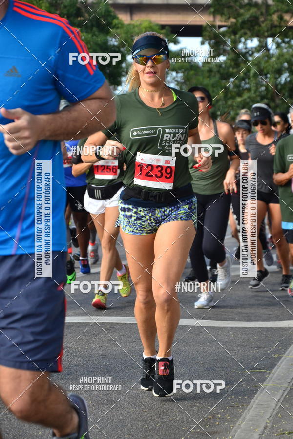 Buy your photos of the eventSANTANDER TRACK&FIELD RUN SERIES Shopping Vitria on Fotop