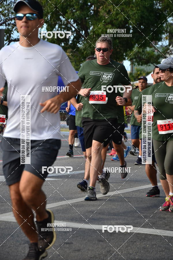 Buy your photos of the eventSANTANDER TRACK&FIELD RUN SERIES Shopping Vitria on Fotop