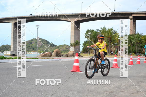 Buy your photos of the eventSANTANDER TRACK&FIELD RUN SERIES Shopping Vitria on Fotop