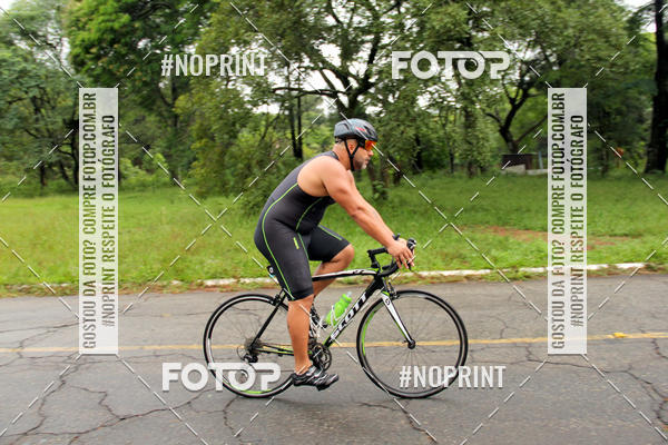 Buy your photos of the eventFAST TRIATHLON on Fotop
