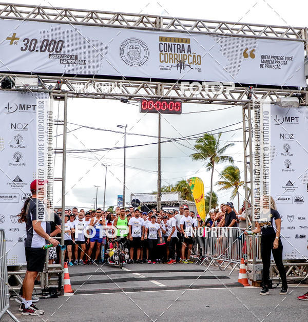 Achetez vos photos de l'vnementCorrida contra a corrupo 2019 sur Fotop