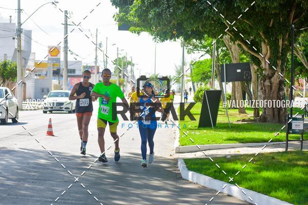 Buy your photos of the eventMEIA MARATONA DE FEIRA UNIO MDICA 2019 on Fotop