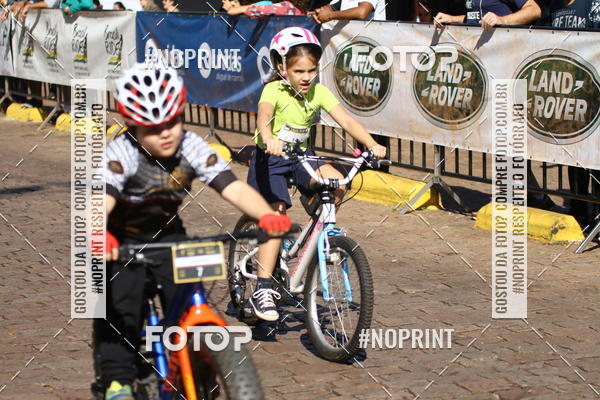 Compra tus fotos del eventoBrasil Ride Corrida Kids Botucatu En Fotop