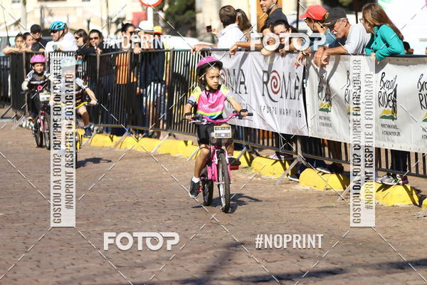 Compra tus fotos del eventoBrasil Ride Corrida Kids Botucatu En Fotop