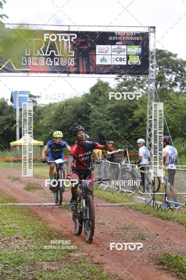 Buy your photos of the eventXTRAIL BIKE RUN on Fotop