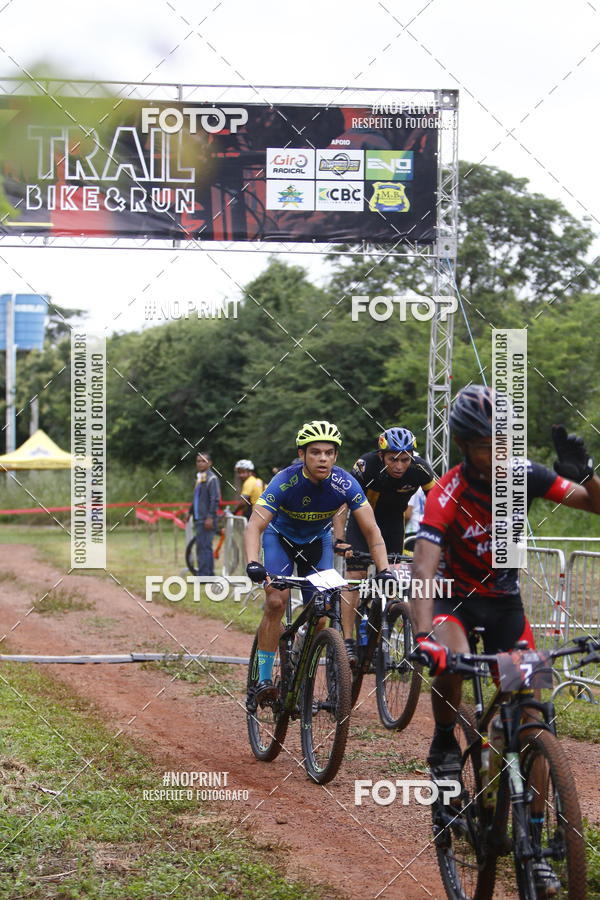 Buy your photos of the eventXTRAIL BIKE RUN on Fotop