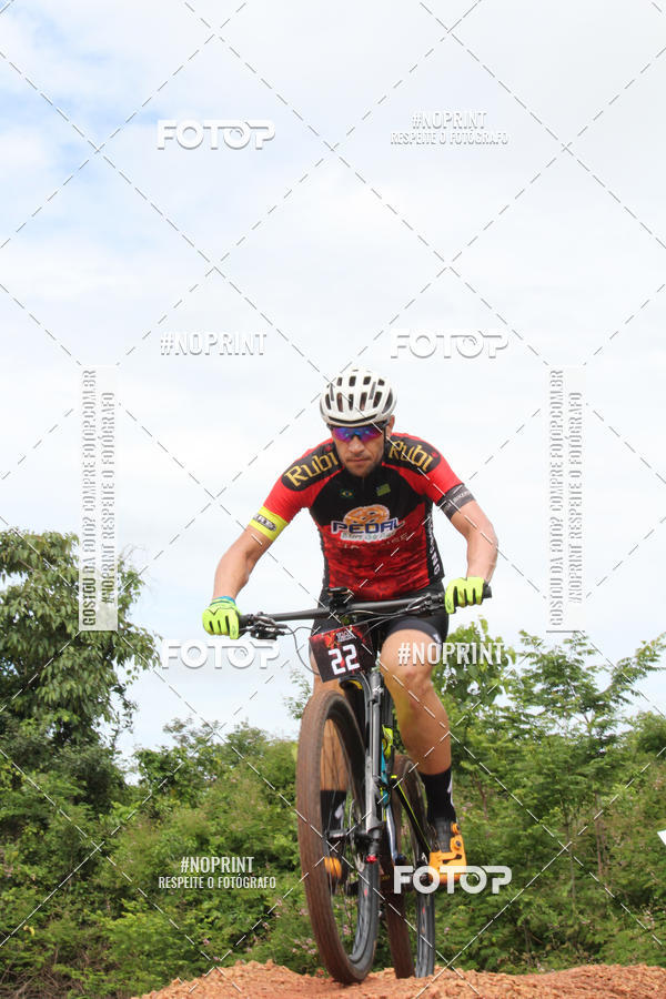 Buy your photos of the eventXTRAIL BIKE RUN on Fotop