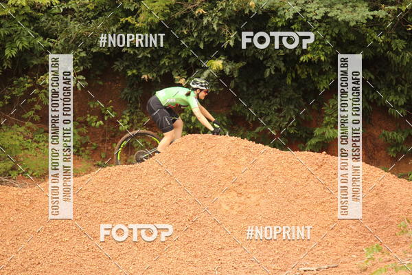 Buy your photos of the eventXTRAIL BIKE RUN on Fotop