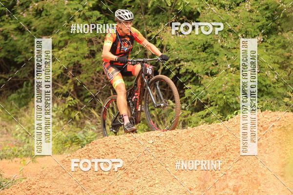 Buy your photos of the eventXTRAIL BIKE RUN on Fotop