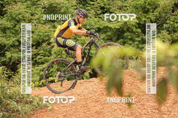 Buy your photos of the eventXTRAIL BIKE RUN on Fotop