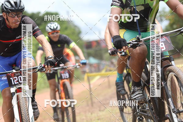 Buy your photos of the eventXTRAIL BIKE RUN on Fotop