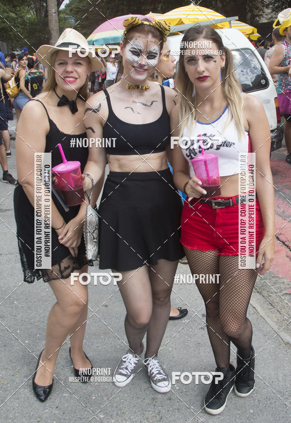 Compra tus fotos del eventoBloco Barthardos - 03/03/2019 En Fotop