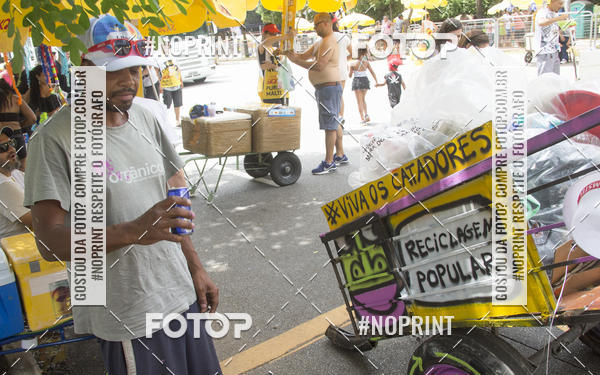 Buy your photos of the eventBloco Vou de Txi - 04/03/2019 on Fotop