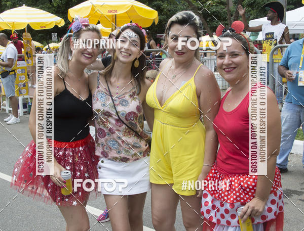 Buy your photos of the eventBloco Vou de Txi - 04/03/2019 on Fotop