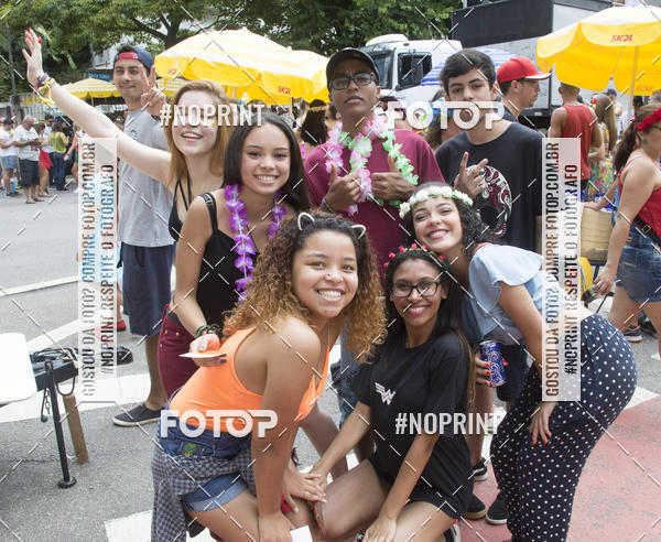 Buy your photos of the eventBloco Vou de Txi - 04/03/2019 on Fotop