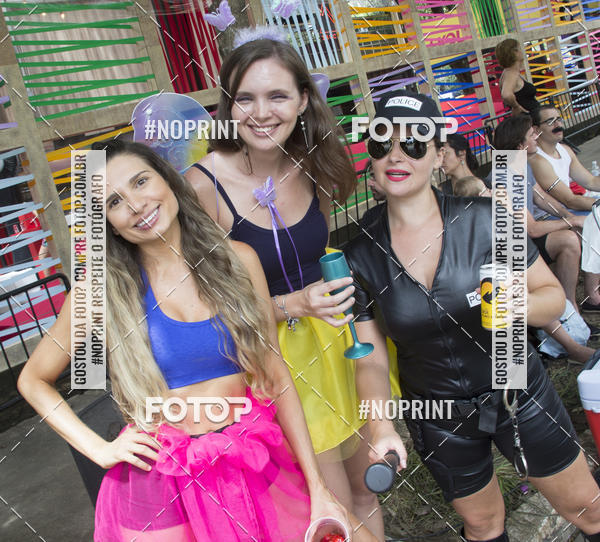 Buy your photos of the eventBloco Vou de Txi - 04/03/2019 on Fotop