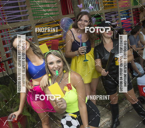 Buy your photos of the eventBloco Vou de Txi - 04/03/2019 on Fotop