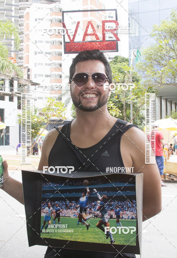 Buy your photos of the eventBloco Vou de Txi - 04/03/2019 on Fotop