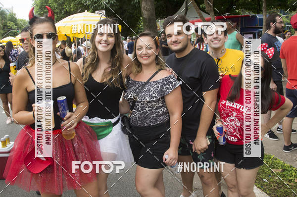 Buy your photos of the eventBloco Vou de Txi - 04/03/2019 on Fotop