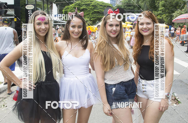 Buy your photos of the eventBloco Vou de Txi - 04/03/2019 on Fotop