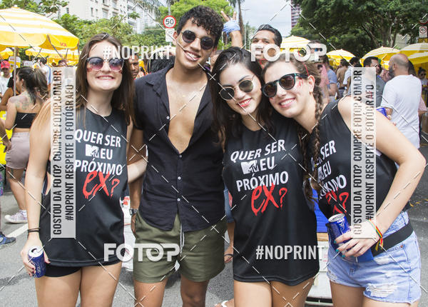 Buy your photos of the eventBloco Vou de Txi - 04/03/2019 on Fotop