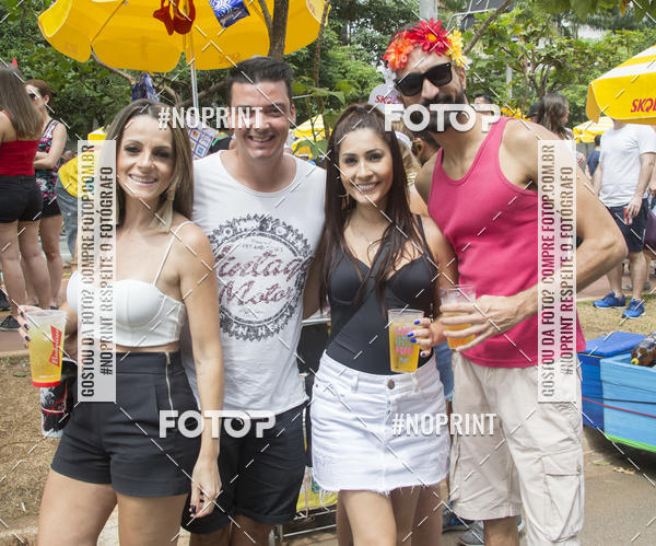 Buy your photos of the eventBloco Vou de Txi - 04/03/2019 on Fotop