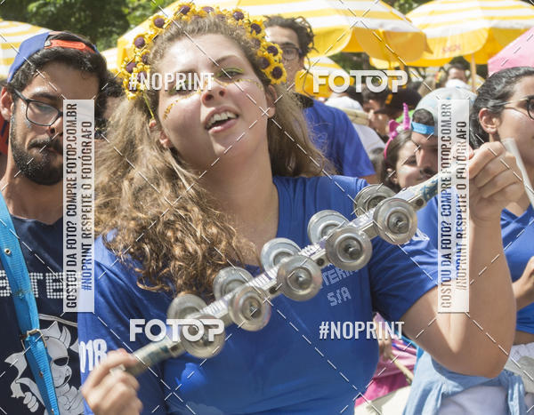 Buy your photos of the eventBloco Vou de Txi - 04/03/2019 on Fotop