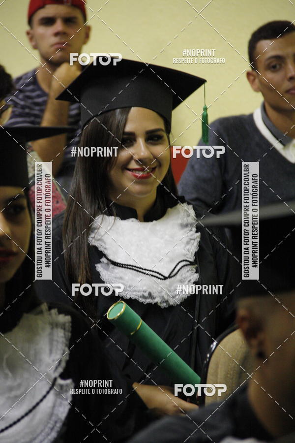 Buy your photos of the eventFormandos Cruz Vermelha on Fotop