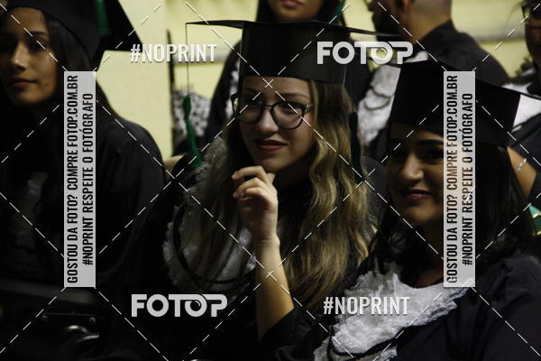 Buy your photos of the eventFormandos Cruz Vermelha on Fotop