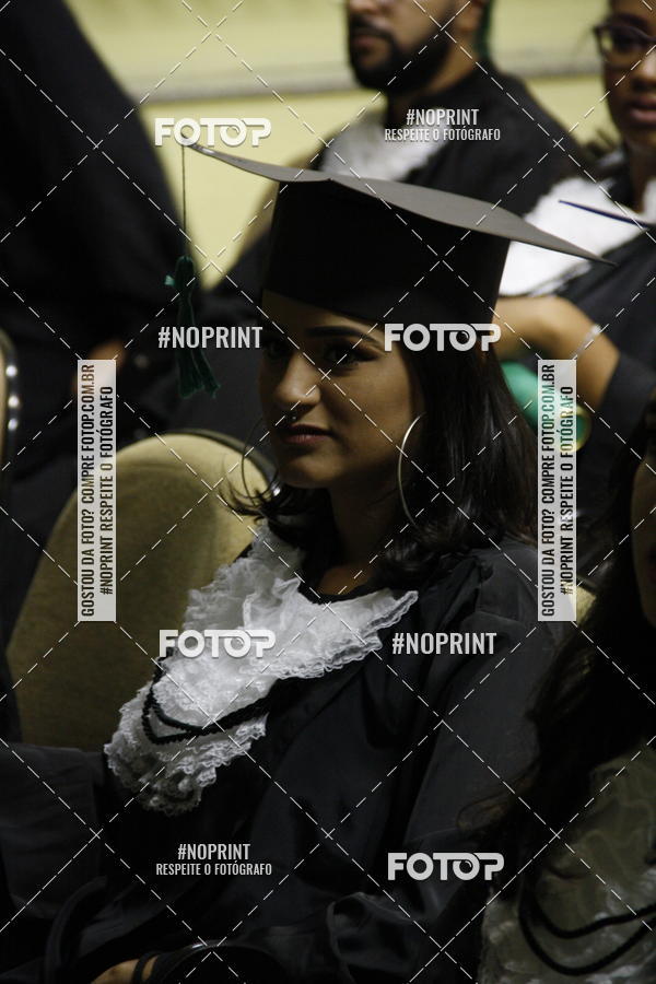 Buy your photos of the eventFormandos Cruz Vermelha on Fotop