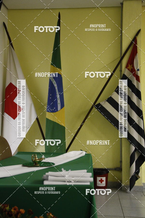 Buy your photos of the eventFormandos Cruz Vermelha on Fotop